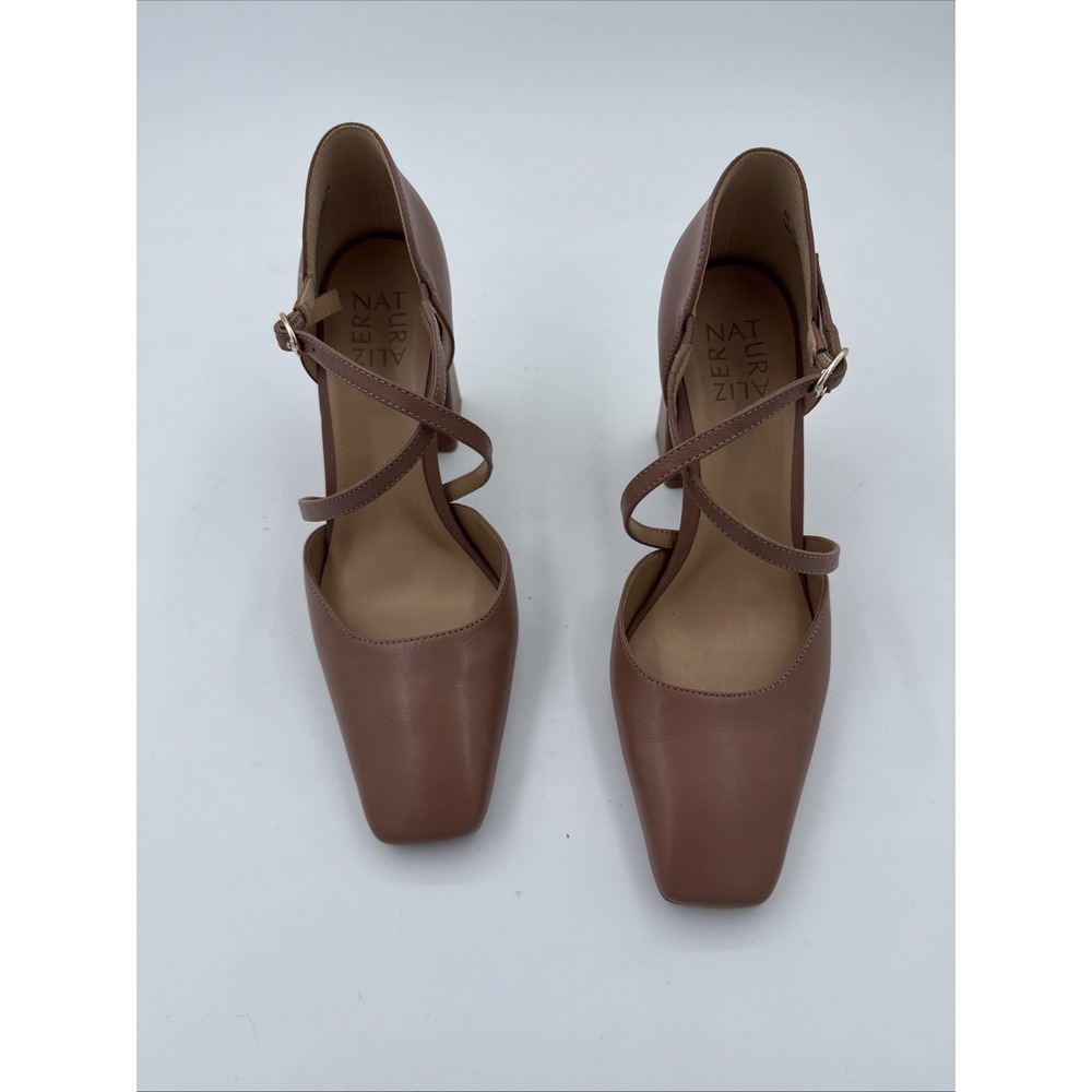 Naturalizer Womens Leesha Strappy Closed Toe Block Heel Pump size 8